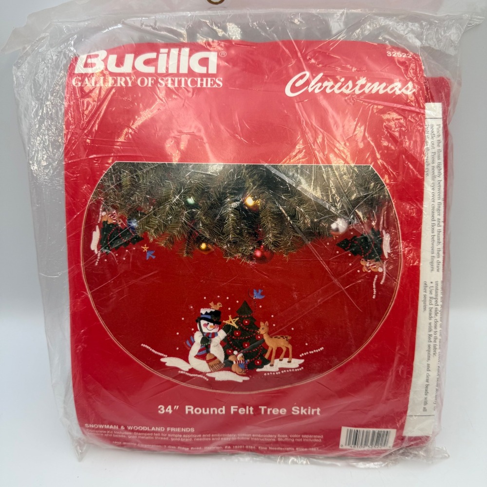 Bucilla Snowman Woodland Friends 34 Felt Christmas Tree Skirt Kit 32522 NEW